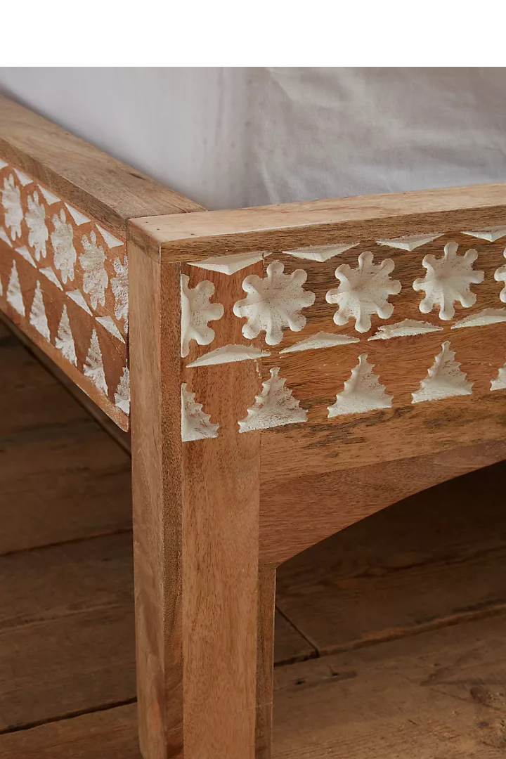 Handcarved Albaron Bed Carving Furniture
